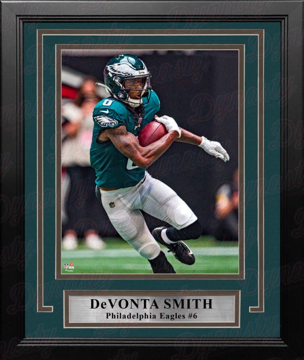 DeVonta Smith in Action Philadelphia Eagles 8  x 10  Framed Football Photo Hot on Sale